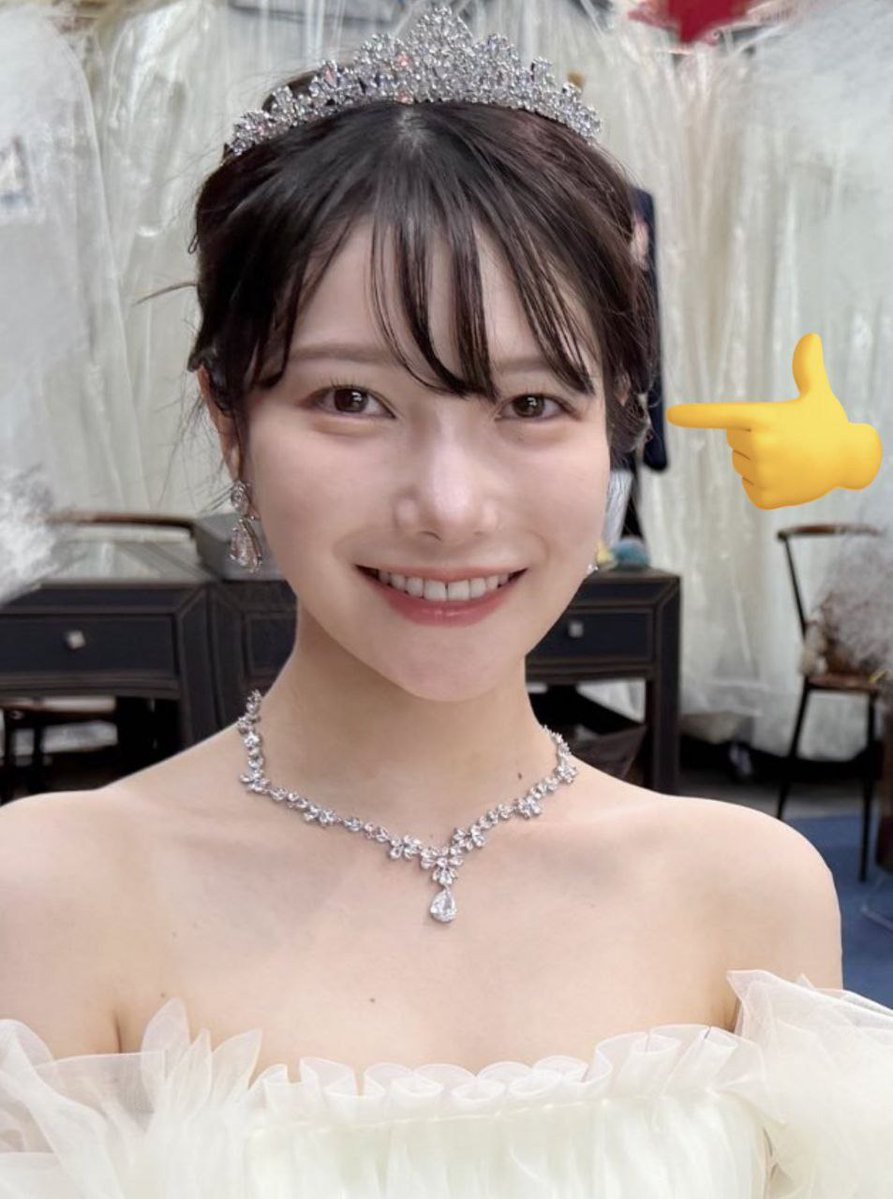 （FC2-PPV-556607）批评三上穿婚纱的那位网红和FC2的卖家合作过？